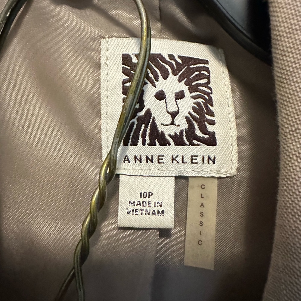 Anne Klein Pants Suit